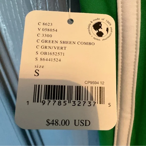 FP Movement small green Women's Shorts with White Trim - Picture 5 of 5